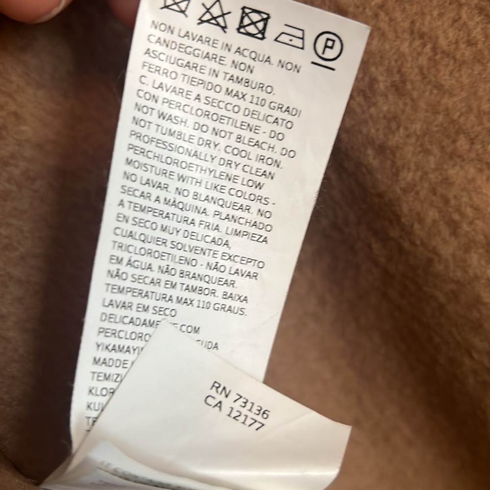 MaxMara coat - Picture 10 of 10